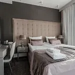 Bed & Breakfast Novawisla & 4*