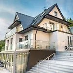 Novawisla & Couette-café 4*