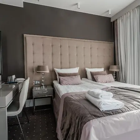 Bed & Breakfast Novawisla & 4*