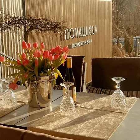 Novawisla & Bed and Breakfast 4*